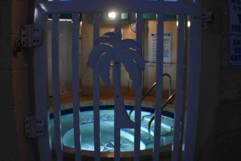 Pelican'S Roost, Waterfront Comfort At Venture Out Cudjoe Key エクステリア 写真