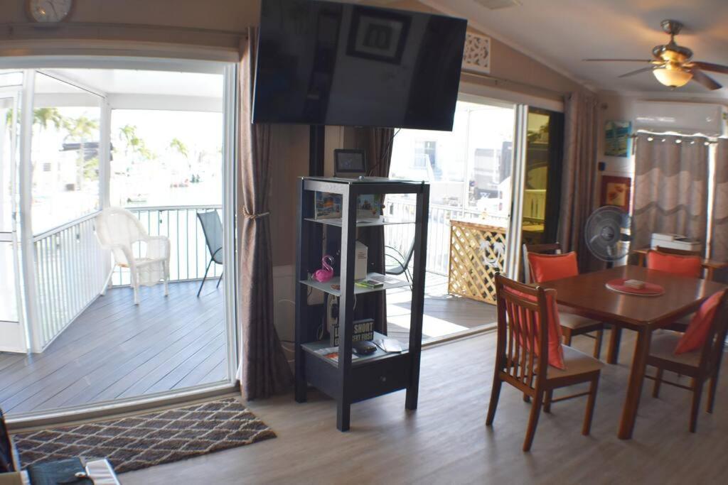 Pelican'S Roost, Waterfront Comfort At Venture Out Cudjoe Key エクステリア 写真